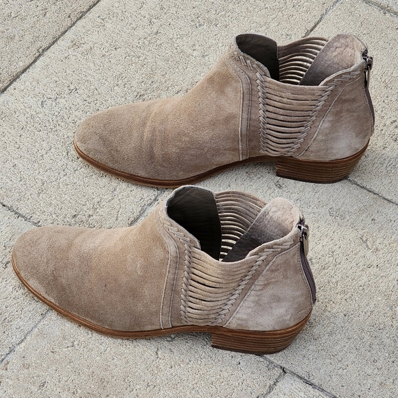 Vince Camuto Pippsy Lattice Side Foxy Suede Leather Booties Ankle Boots Summer - Picture 7 of 16